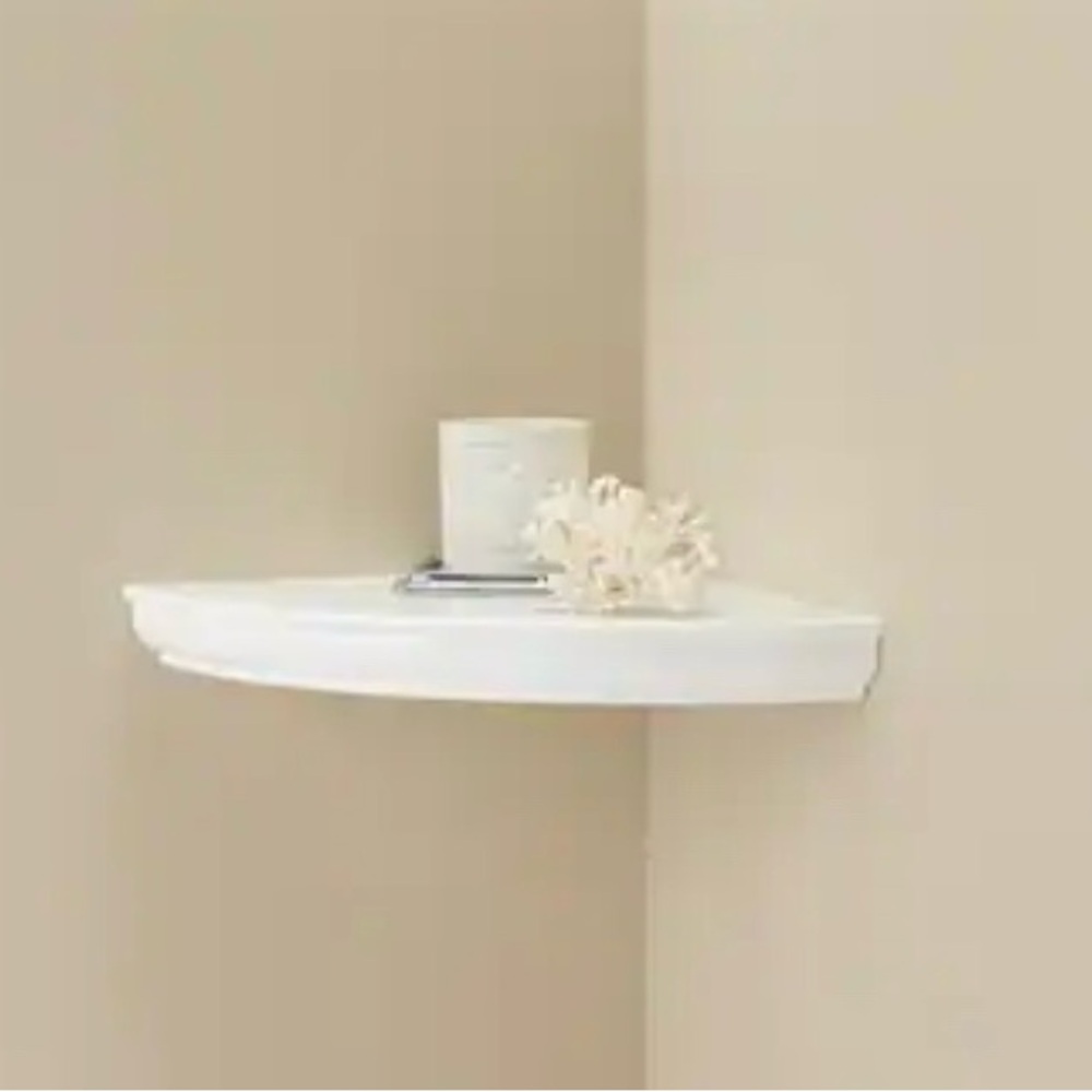 Brand New 12 in Decoration corner shelf